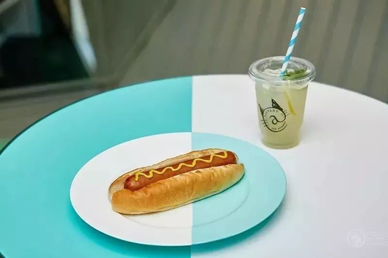 “跨界”这词是近年来不断的话题，连Dior也要开始卖咖啡了？