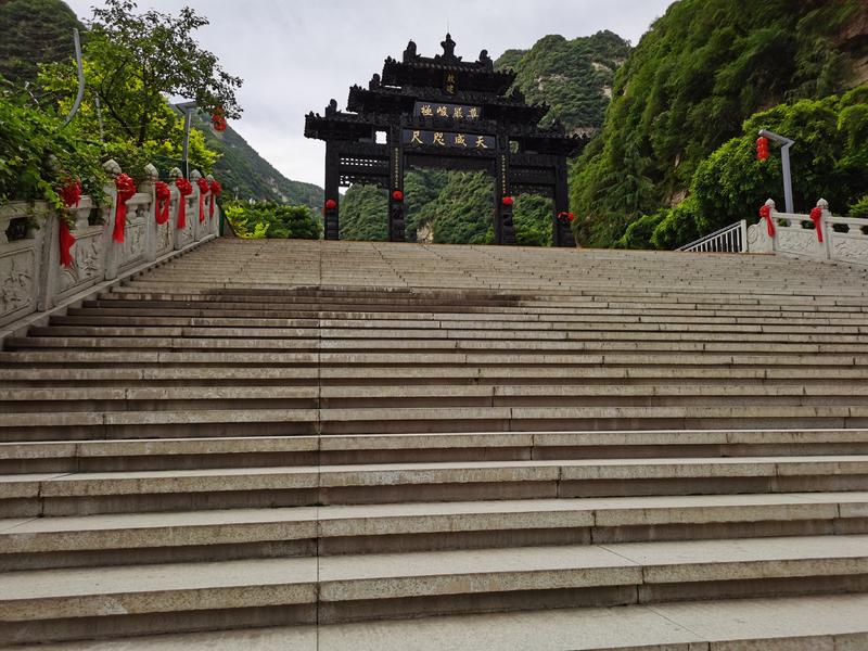 华山派的轻功一定被低估了——华山一日游有感