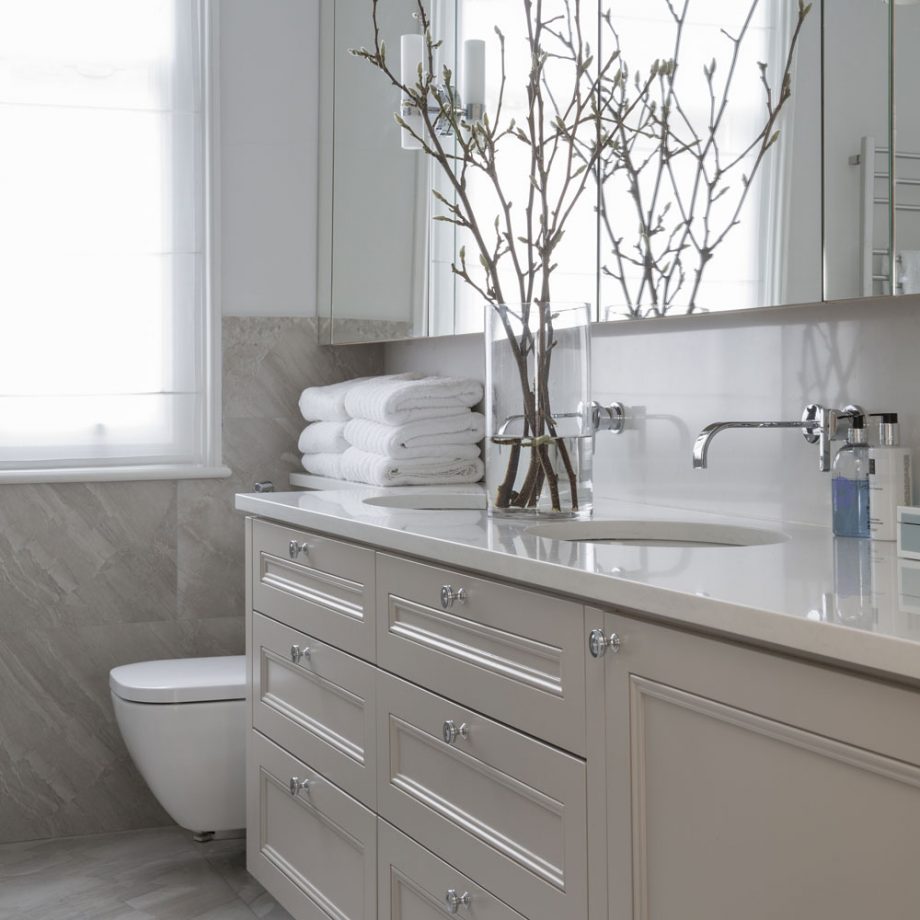 浴室柜选购技巧有哪些视频,浴室柜如何选购