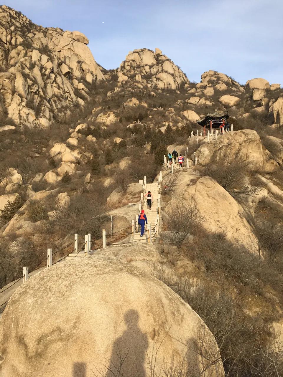 跑步三年都是无氧跑,跑步半年全马能破3吗