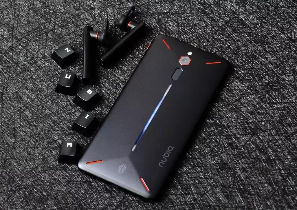 讲述游戏发展史的游戏,浅谈手机游戏