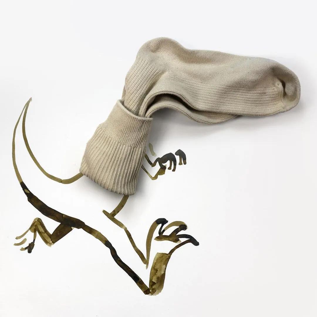 47岁大叔放弃高薪工作，一天画一幅成年人插画，看完让人心生欢喜