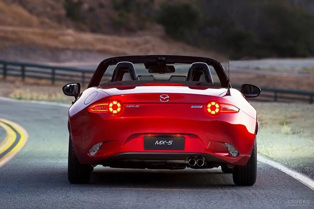 敞篷车20万到30万硬顶敞篷,比较亲民的敞篷车有哪些