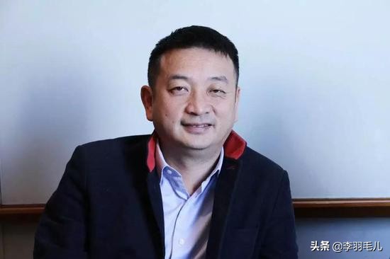 15岁读大学，创业20年，这个呼吁给二胎家长发钱的董事长，真良心