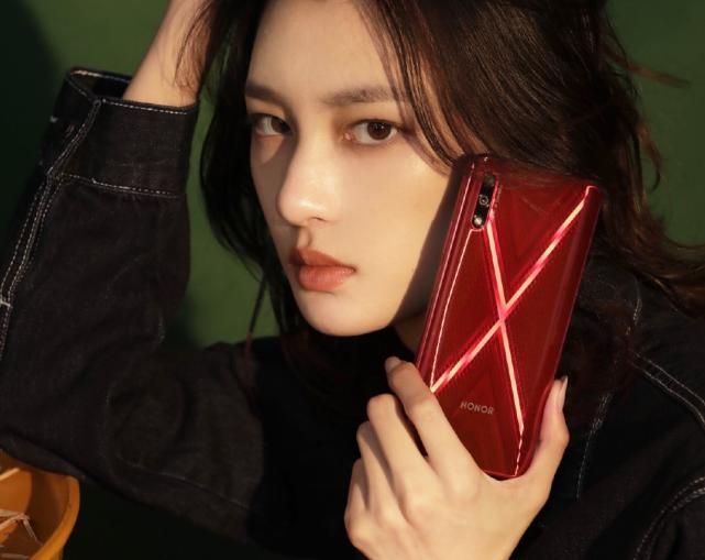 荣耀9x全爆料堪称千元机爆款旗舰,荣耀9x吃鸡画质流畅加超高