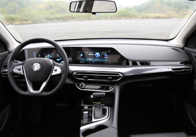 买车没头绪15万元家轿首选这几款,想省油买这三款10万出头不吃亏