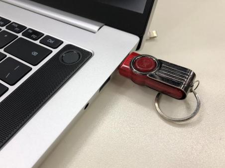 荣耀magicbookpro换win系统,荣耀magicbookpro装双系统