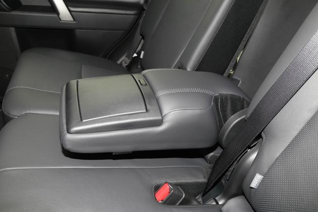 中东版霸道4000tx和vx有何区别,12年中东霸道4000vxl顶配价格