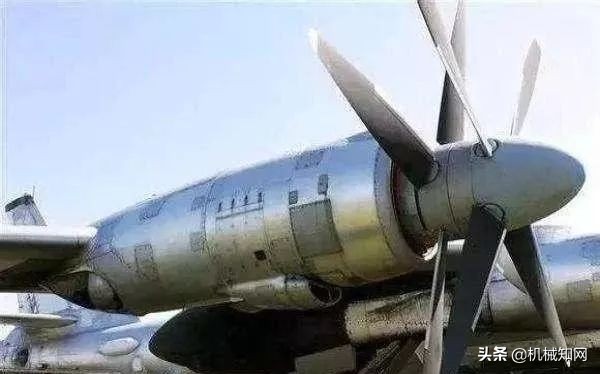 飞机前面有两个螺旋桨是什么原理,纸飞机为什么能飞起来原理演示