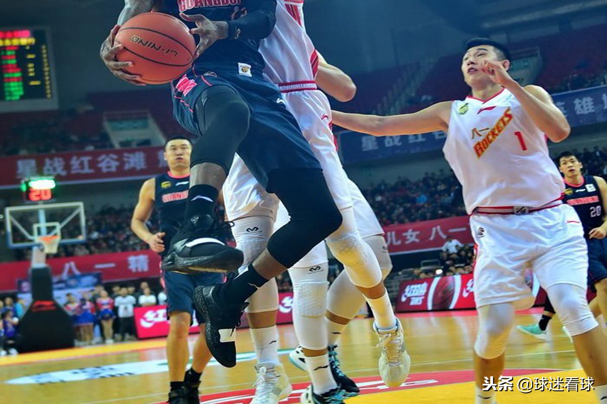 邹雨宸四分六篮板,邹雨宸在八一队的时候