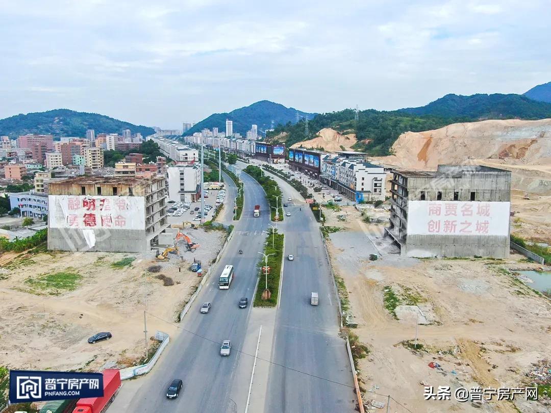 普宁商业街门楼原效果图,普宁大道以前的门楼