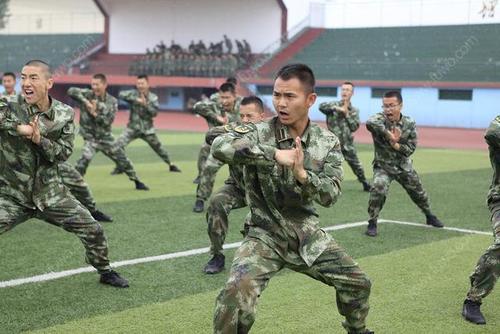 考上军校后回军校还是先回家,考上军校后可以转到地方大学吗