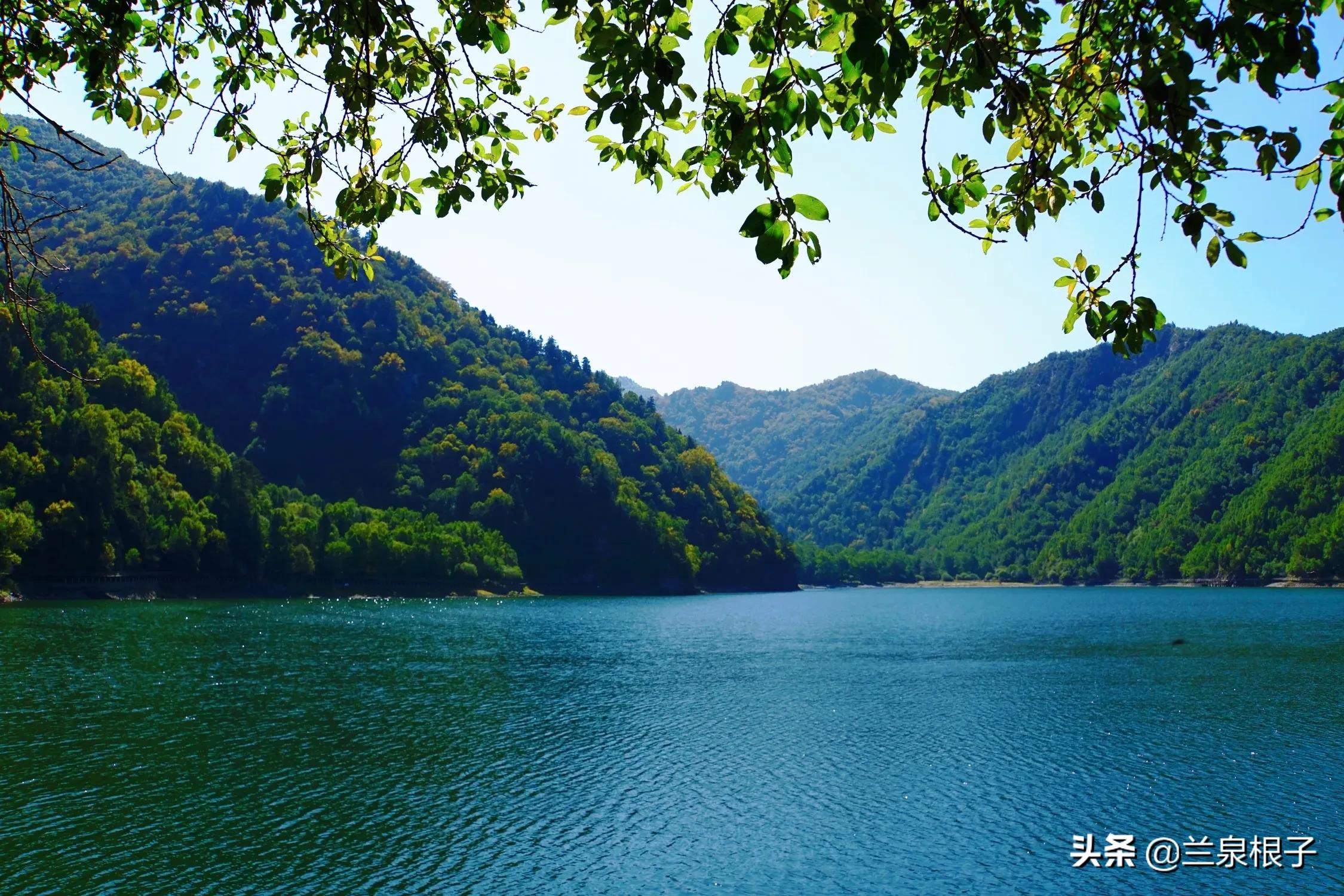 秋天的孟达天池,美丽的孟达天池