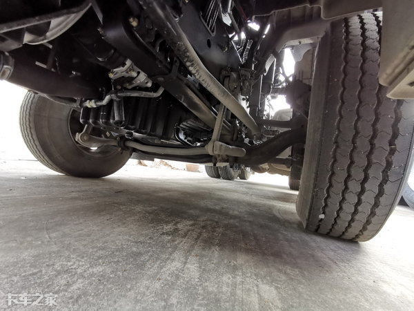 东风天龙KL最新款,东风天龙kl改装座椅升级