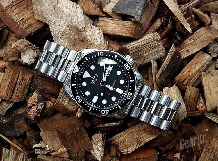 朴实无华劳力士,精工seiko手表男士翡翠绿水鬼5号