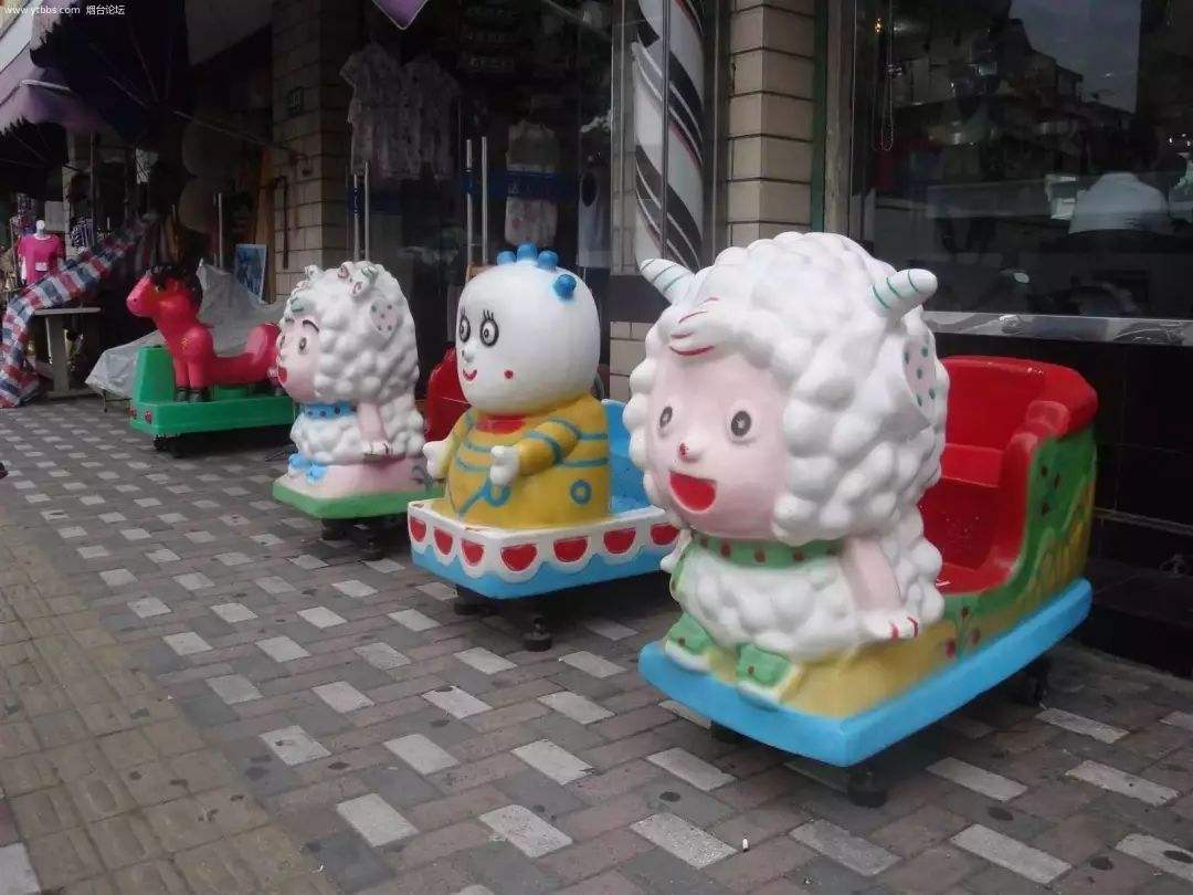 妈妈带儿子去游乐园，孩子突然喊耳朵疼，医生的话让宝妈后怕不已