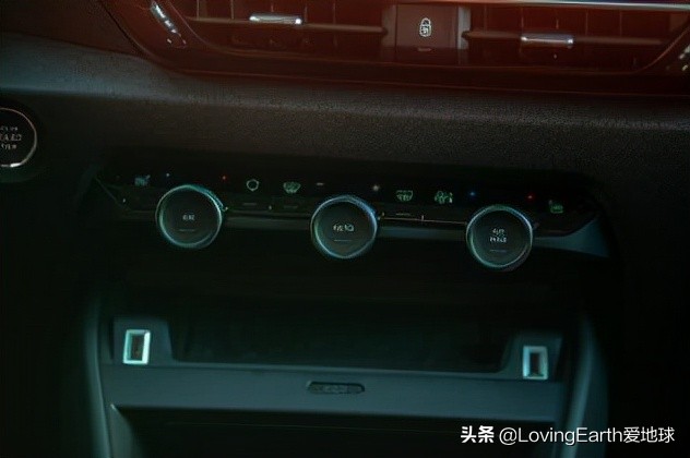 雪铁龙云逸c4试驾视频,法国车的特点