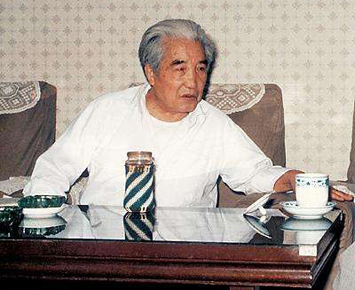 武中奇是书法大师，更是抗战英雄，曾用步枪打下日寇远程轰炸机