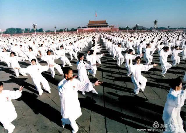 七律祝贺野草诗社成立四十周年,七绝祝贺野草诗社成立四十周年