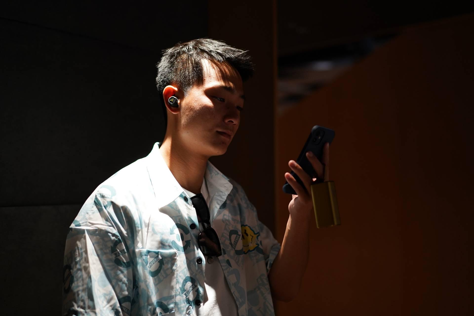 jbl小金盒一代测评,jbl小金盒耳机测评