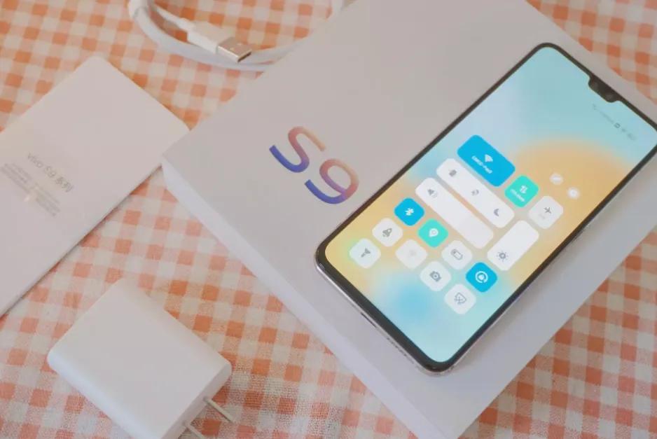 vivo轻薄手机,vivos9评测轻薄的影像自拍旗舰