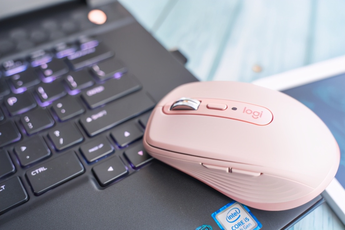 罗技鼠标mxanywhere3拆解,mxanywhere3与mxmaster3对比