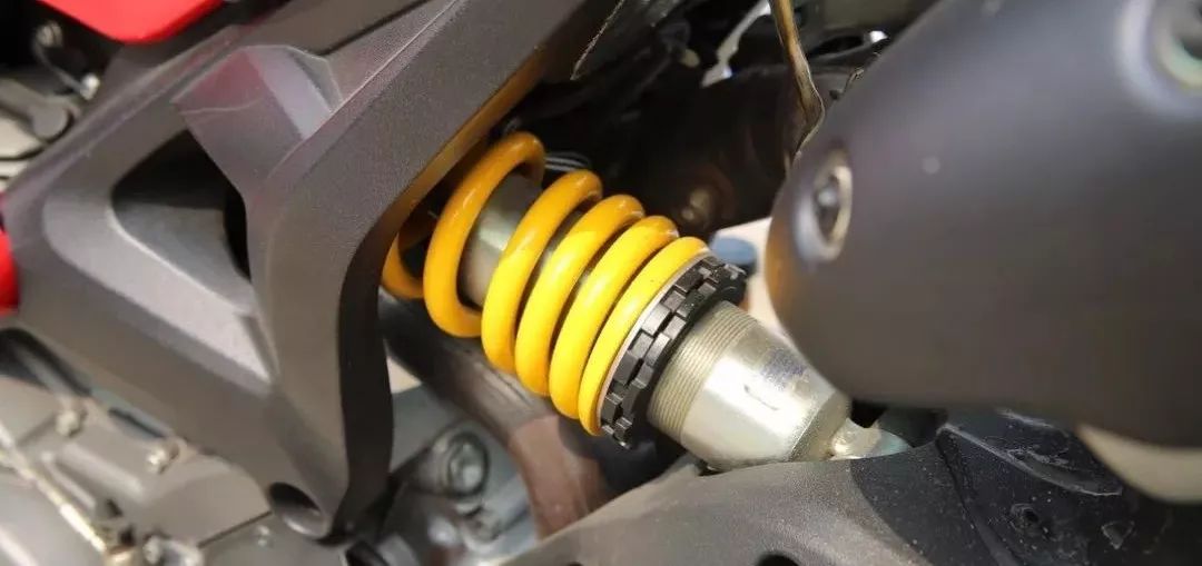 鏉滃崱杩猰onster795鍜嬫牱,鏉滃崱杩猟ucatimonster795