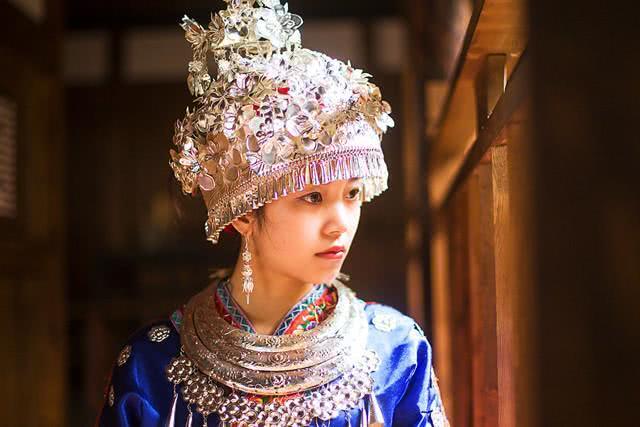 凤凰古城苗寨银饰好贵,西江苗寨十八寨银饰