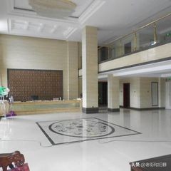 北京承德避暑旅游攻略,来承德旅游住哪个酒店最好呢