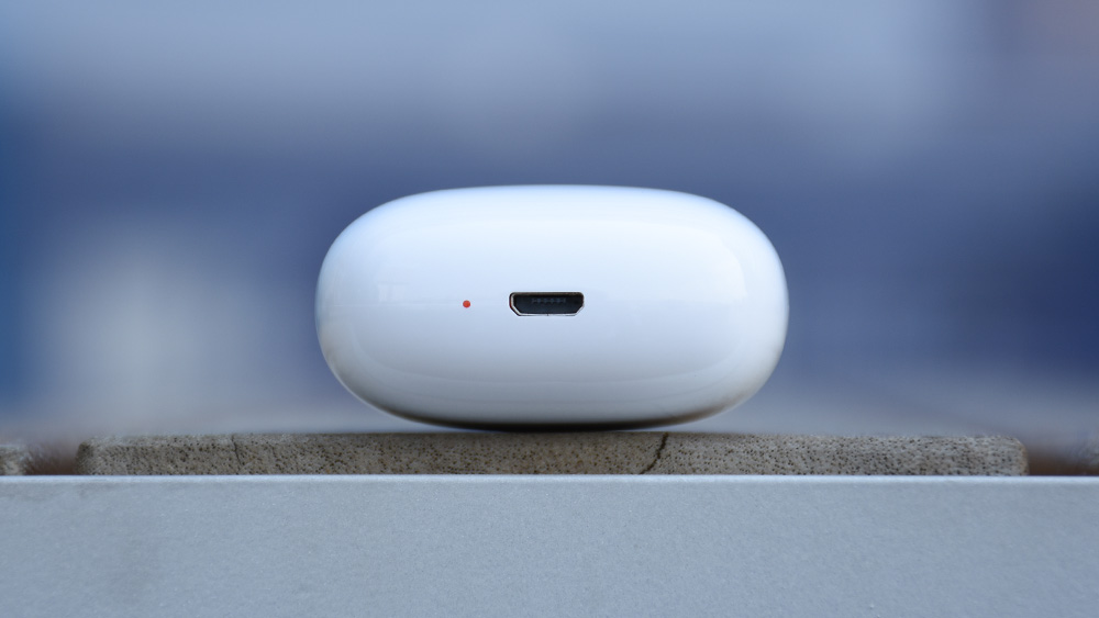 是国产AirPods还是老周的音乐梦？PlayBuds真无线蓝牙耳机