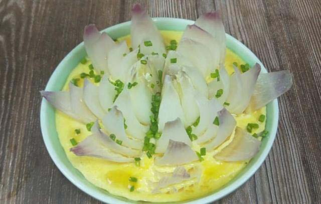 一道洋葱蒸鸡蛋分享给大家,鸡蛋洋葱蒸法