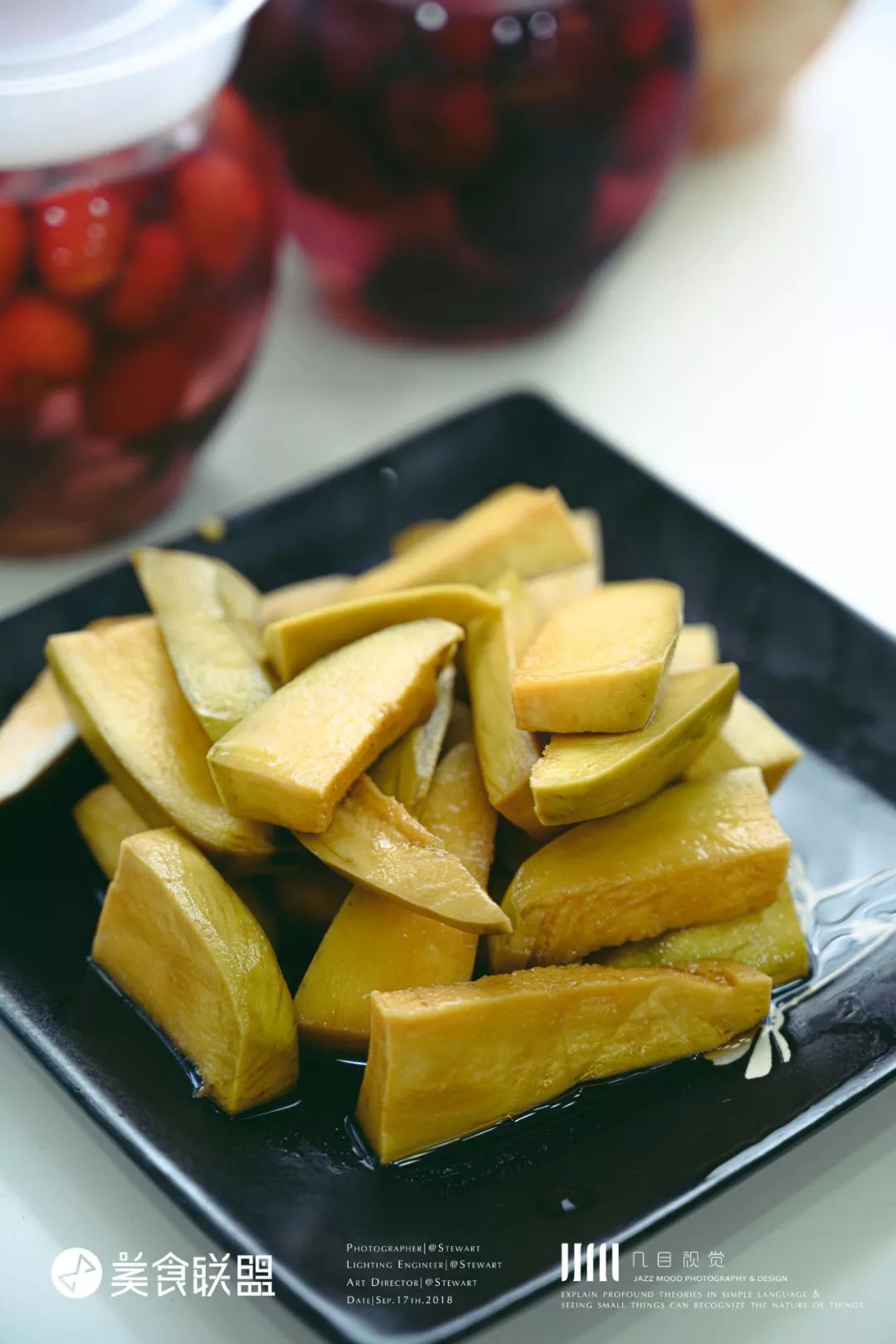 泡菜店一天只卖几百元,昆明白塔路的泡菜