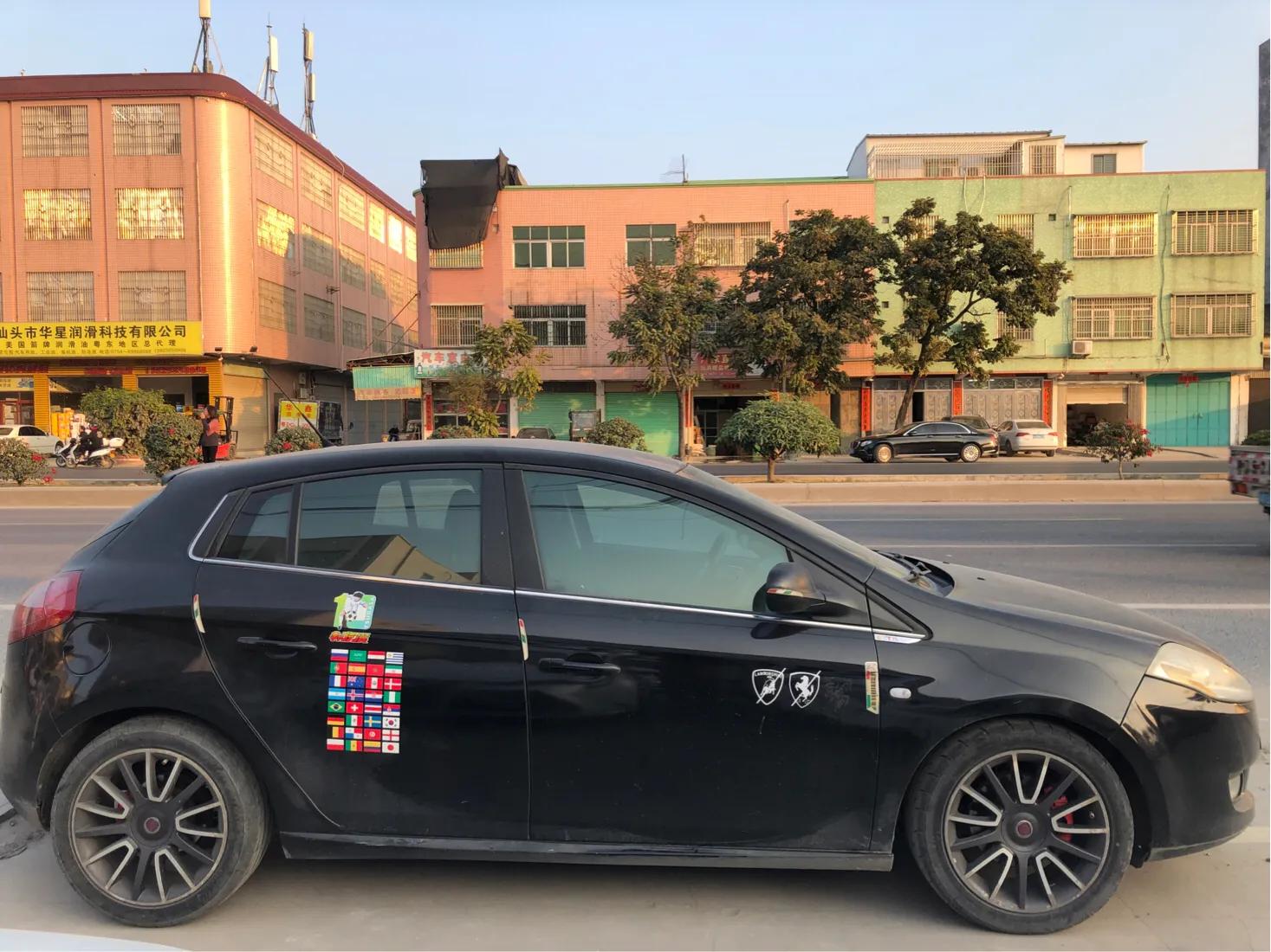 另类意大利小钢炮、150匹6速手动档只是高尔夫R的购置税