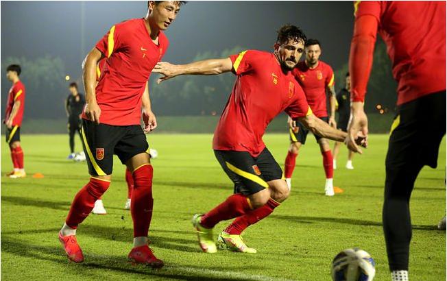 21120期足球胜负彩,足球胜负彩14场2011016分析