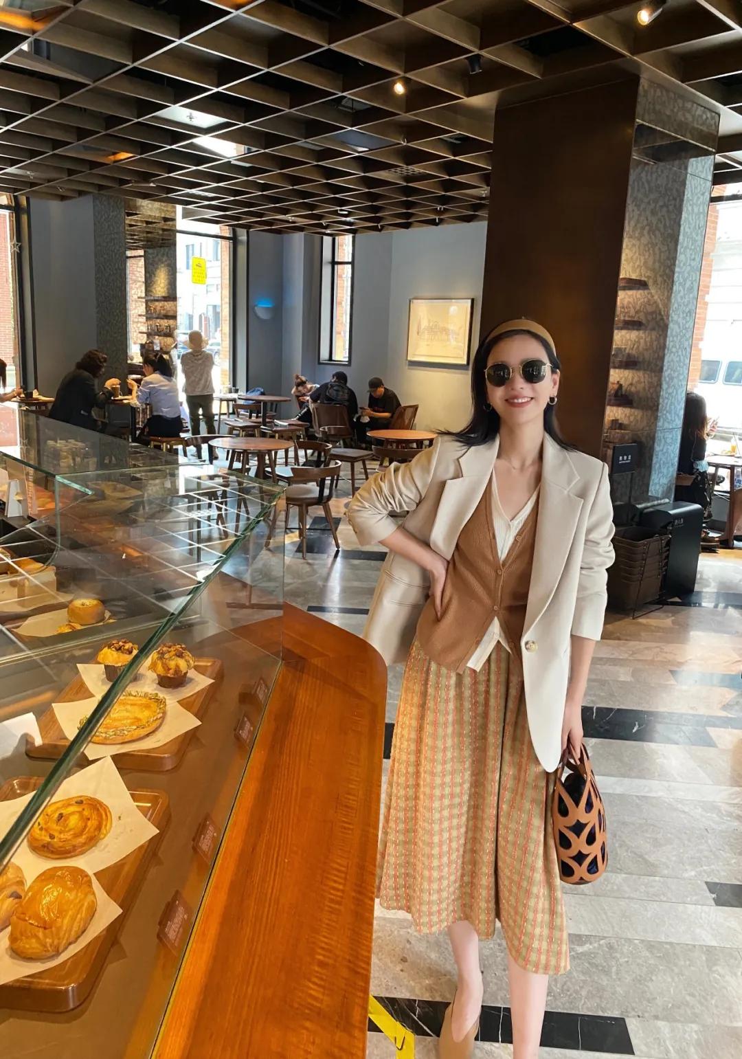 5套秋季穿搭简单时髦又漂亮哟,初秋30-40岁穿搭