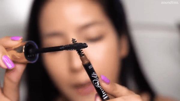 被称作泰国最美小花的90后，画上这个妆连Lisa都要被比下去