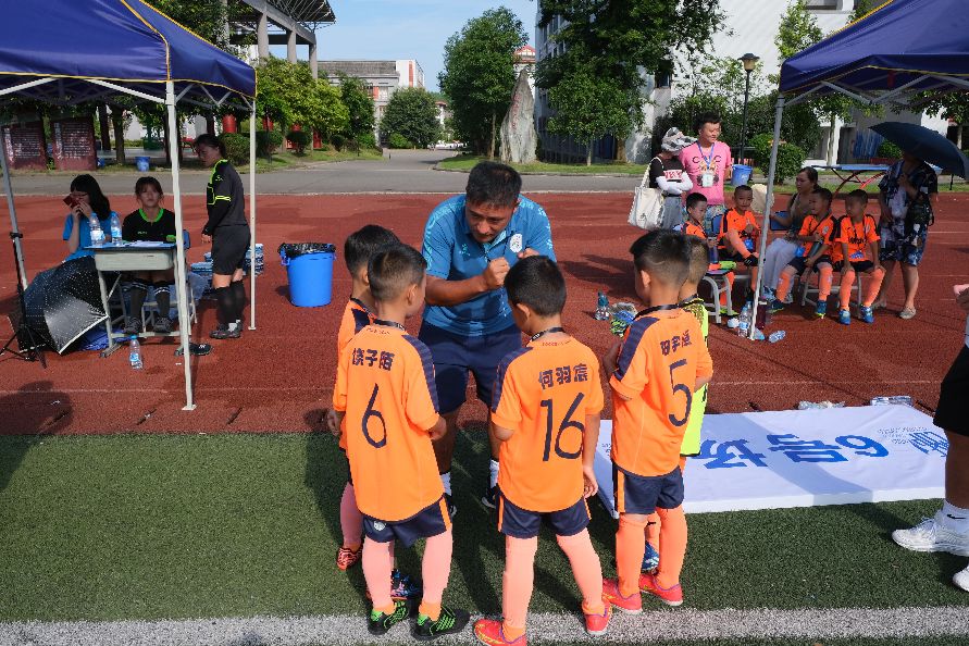 南充奥航足球夺冠,南充小将夺冠完整视频