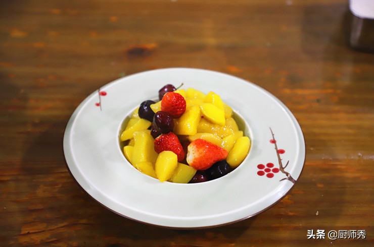 这是孩子最爱吃的一道菜清炒虾仁,这才是小朋友最喜欢的食物