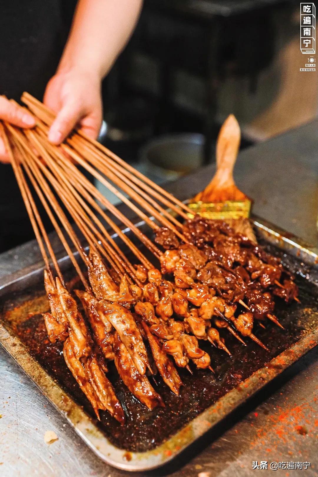 南宁东盟商务区烧烤摊,南宁2021烧烤店铺排行榜前十名