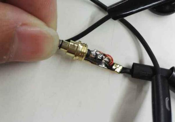 耳机线不沾锡的解决方法,耳机线断了怎么维修