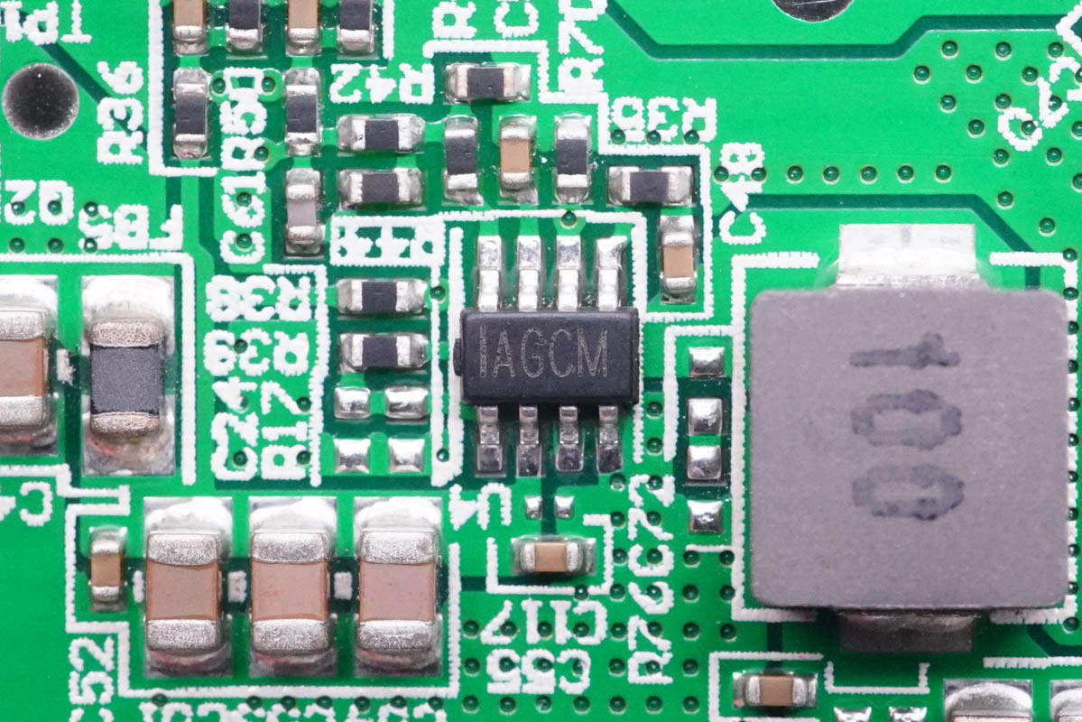 贝尔金二合一无线充测评,mfm认证第三方充电宝