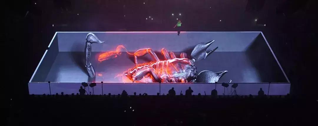 新媒体时代的沉浸式舞台设计,极简主义舞台设计