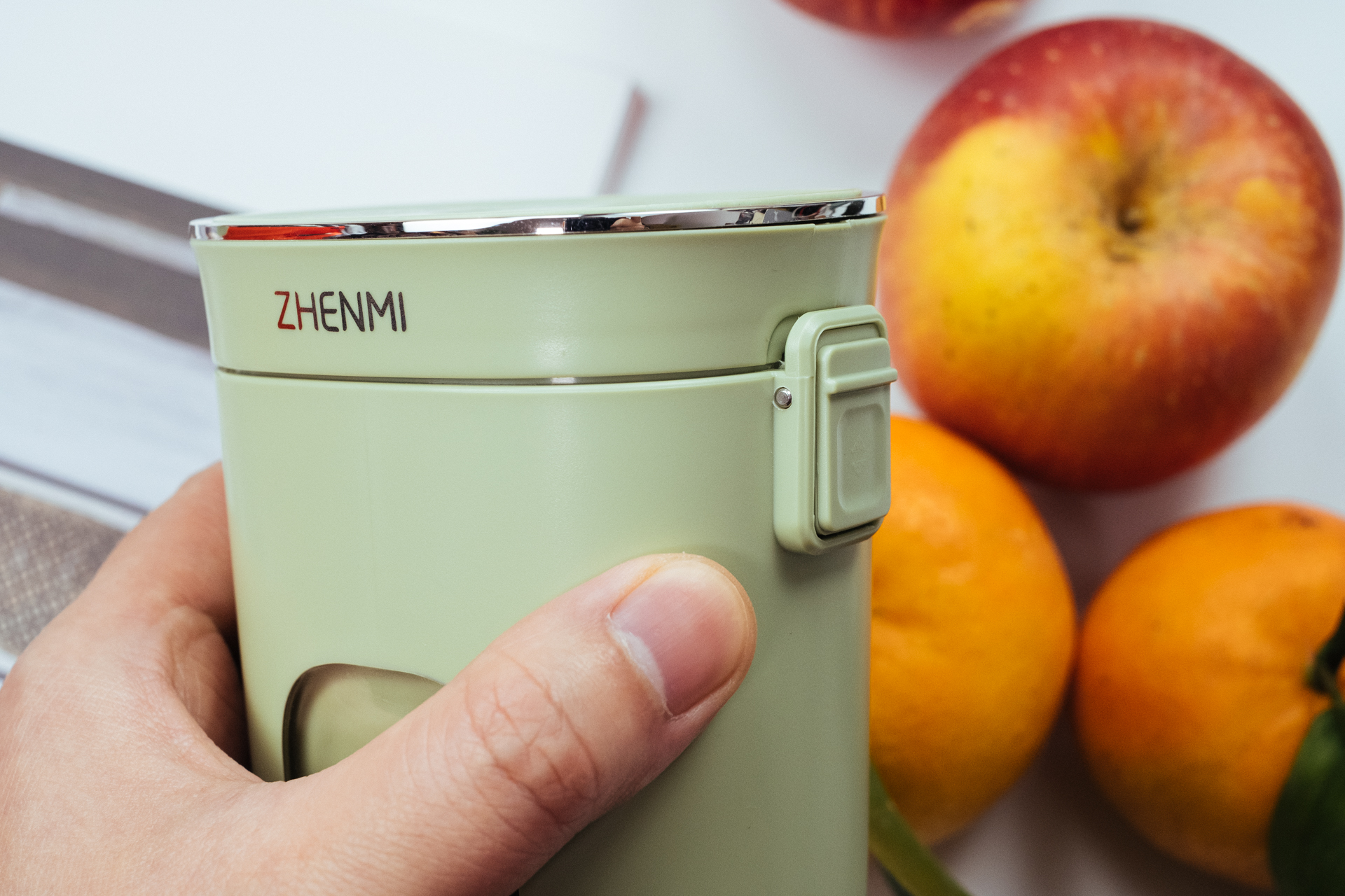 有它之后，我拒绝了含有添加剂的奶茶饮料：臻米J1真空便携果汁杯