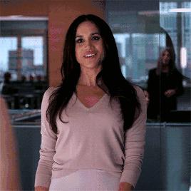 美国政府“魔爪”伸向英国王室！连王妃的婚纱、戒指都不放过