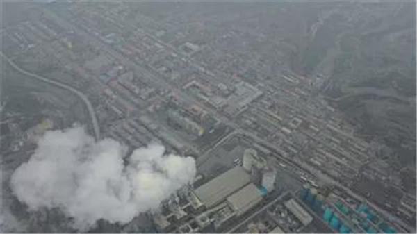 铝厂旁的村庄,铝厂对周边居民有污染吗