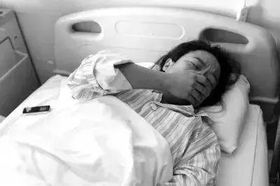 武汉29岁女子整牙掉一半,女人35六岁就开始掉牙了