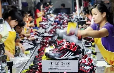 传奇从巅峰到没落经历,晋江鞋都的发展史