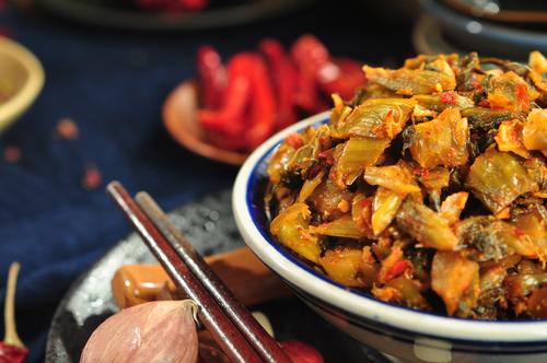 吃腌菜，有助于提高我们身体战胜疫情的免疫力？文/王珉