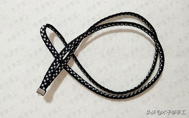 方形盘编器编手机挂绳,盘编手机挂绳编织教程