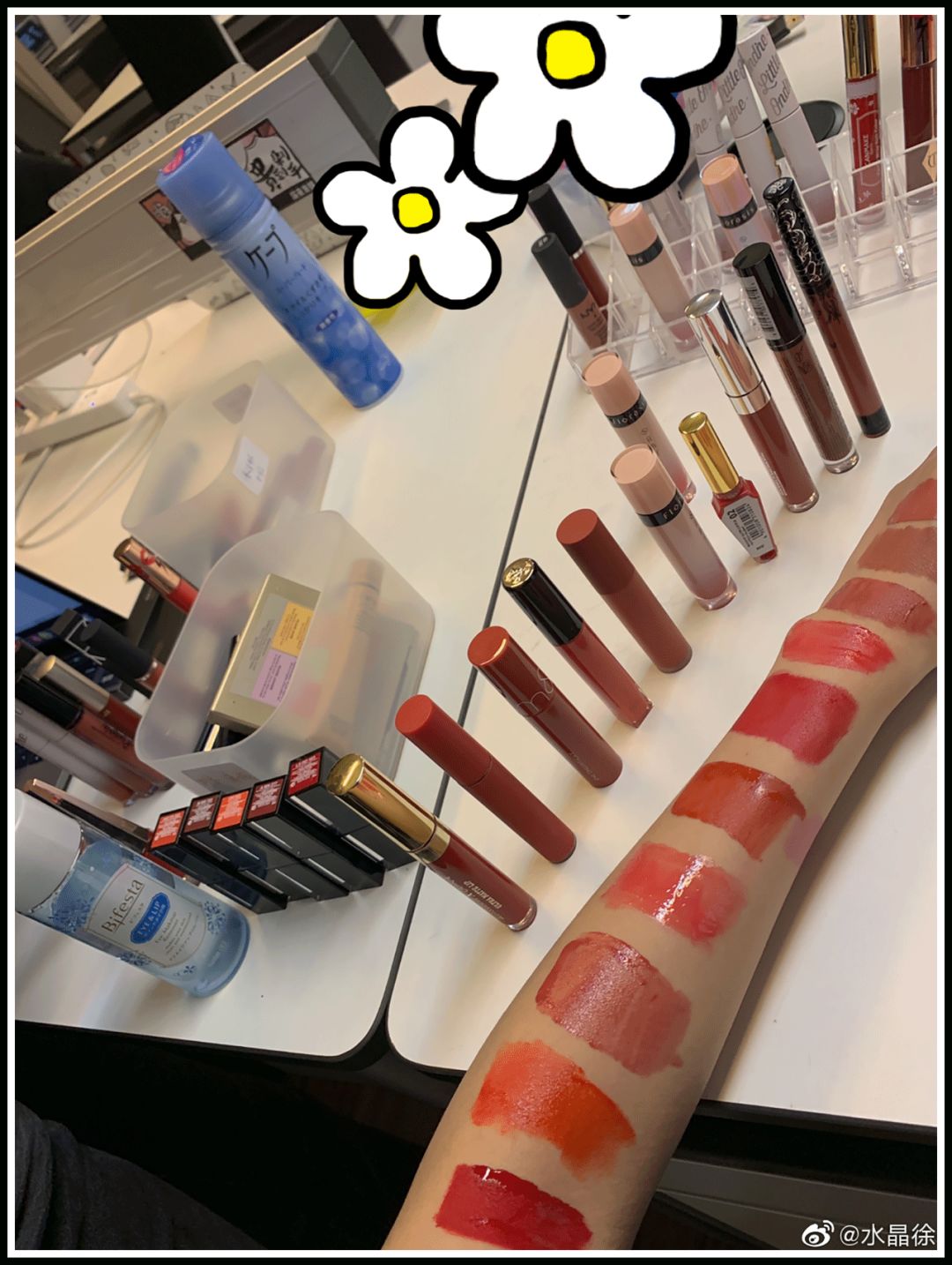 有没有吃饭喝水不掉色的口红,口红接吻不掉色